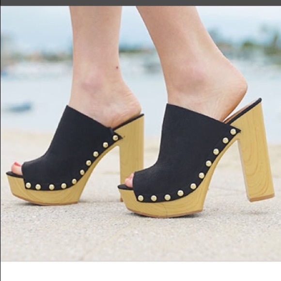 clog mule heels